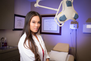 8Questions with Dr. Sandra Lee, AKA: Dr. Pimple Popper