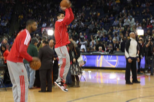 8asians_Jeremy_Lin_warm_up_jump_shot