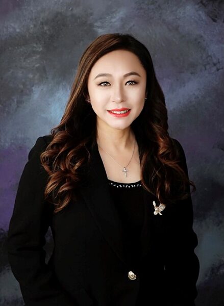 Portrait of former Arcadia Mayor Eileen Wang